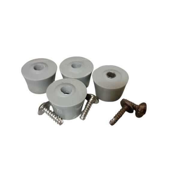 Oster Sunbeam Automatic Bread Maker Machine Model 5814 Bottom Rubber Feet Part - Picture 3 of 4